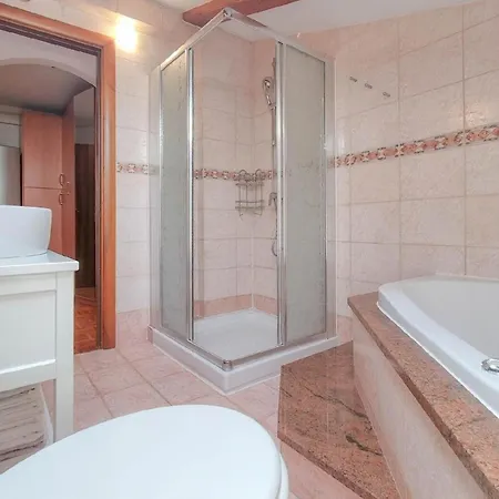 Studio Fur 2 Personen Ca 20 Qm In Novigrad, Istrien Istrische Riviera - B44573 * Karpinjan
