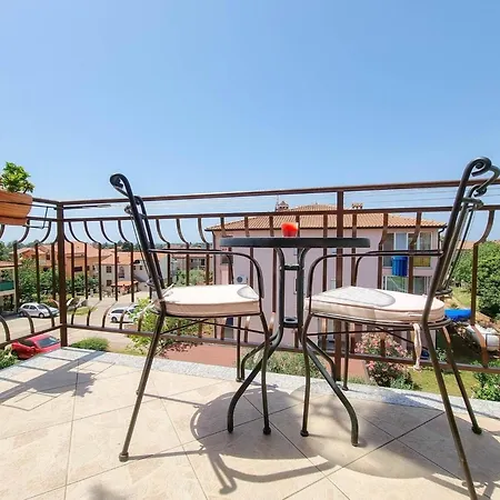 Studio Fur 2 Personen Ca 20 Qm In Novigrad, Istrien Istrische Riviera - B44573 Apartment Karpinjan